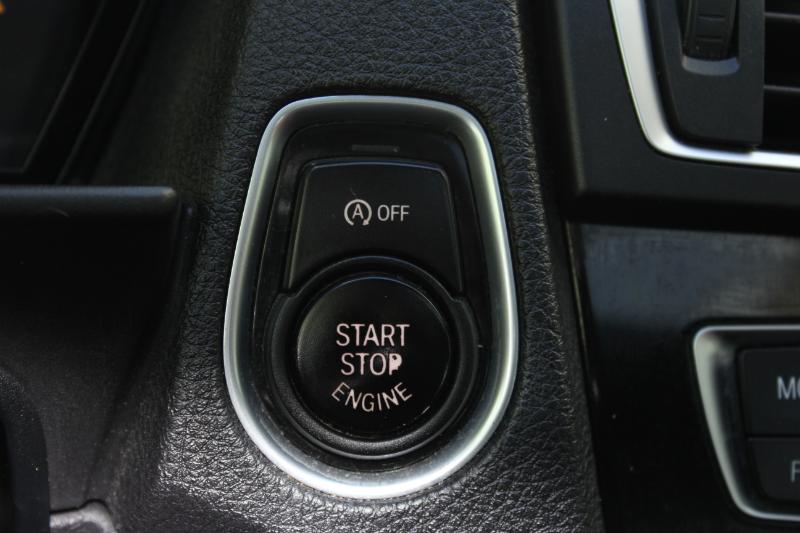 BMW 2-Series M235i Coupe 2016