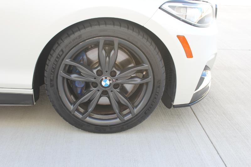 BMW 2-Series M235i Coupe 2016