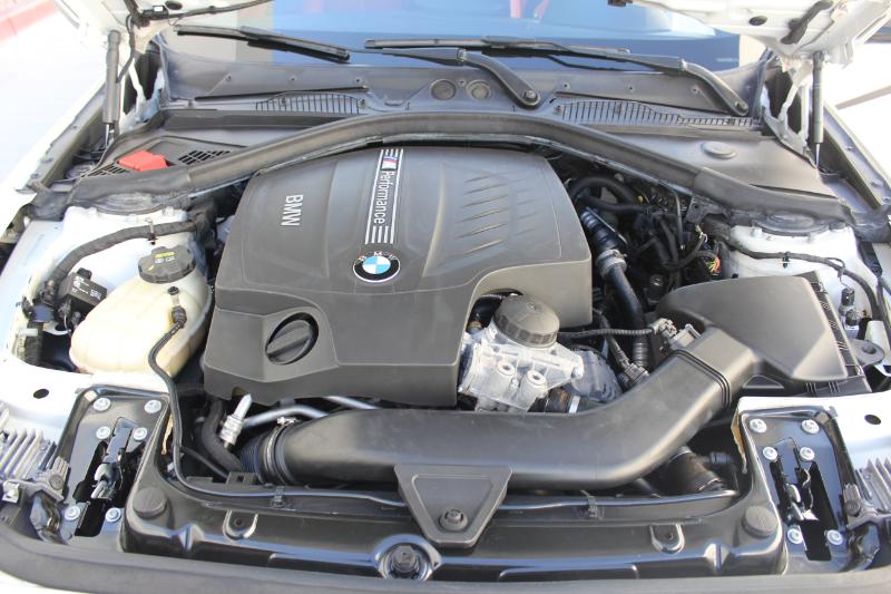 BMW 2-Series M235i Coupe 2016