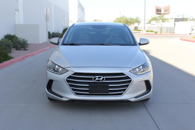 Hyundai Elantra SE 2017
