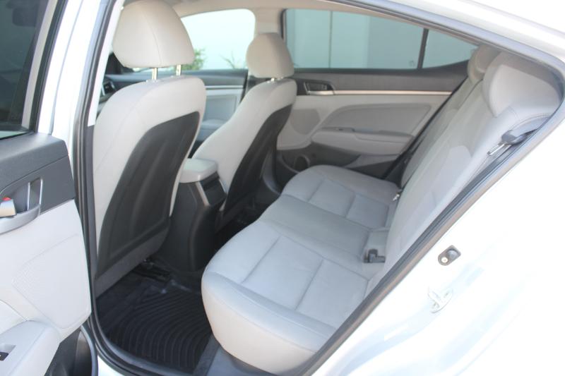 Hyundai Elantra SE 2017