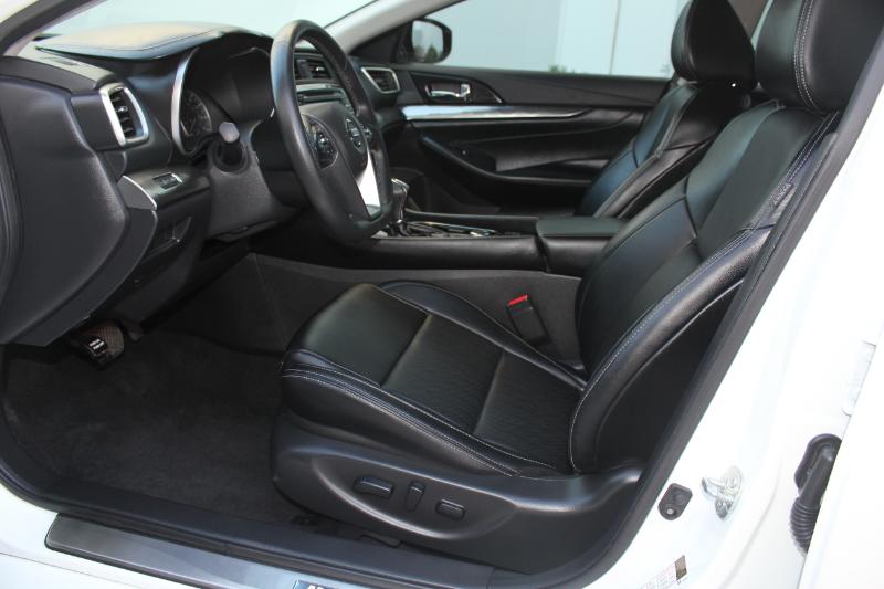 Nissan Maxima 3.5 SV 2023