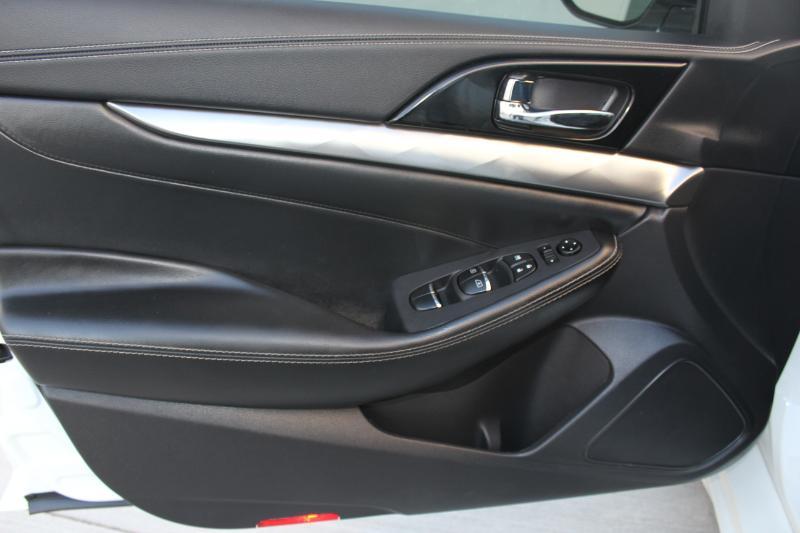 Nissan Maxima 3.5 SV 2023