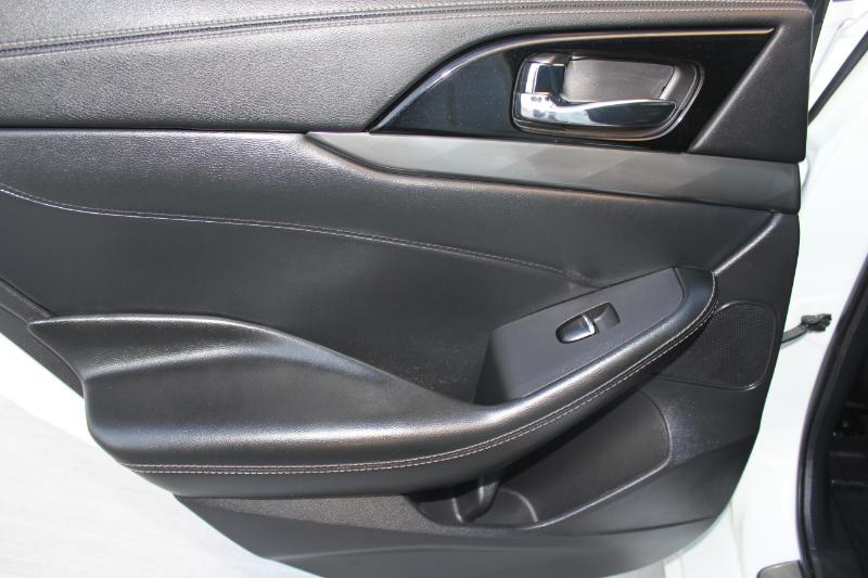 Nissan Maxima 3.5 SV 2023