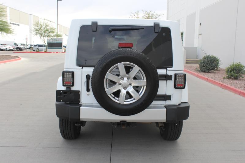 Jeep Wrangler Unlimited Sahara 4WD 2017