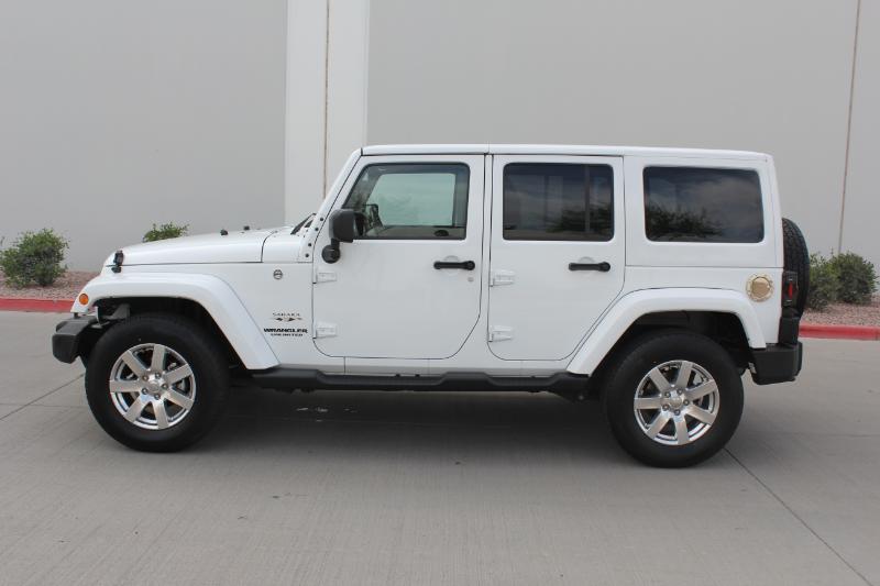 Jeep Wrangler Unlimited Sahara 4WD 2017