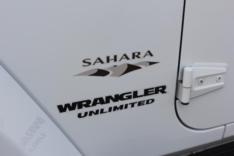 Jeep Wrangler Unlimited Sahara 4WD 2017