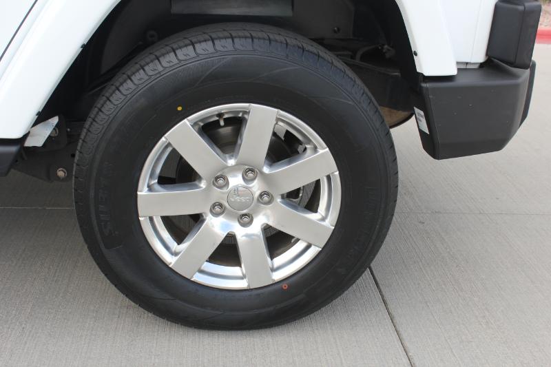 Jeep Wrangler Unlimited Sahara 4WD 2017