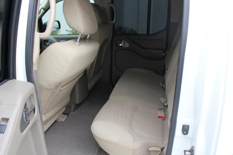 Nissan Frontier  2014