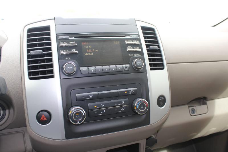 Nissan Frontier  2014