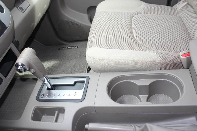 Nissan Frontier  2014