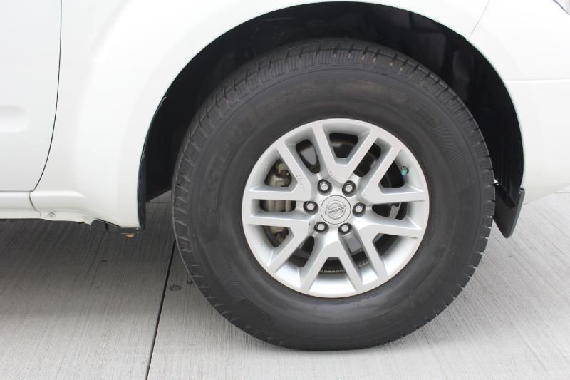 Nissan Frontier  2014