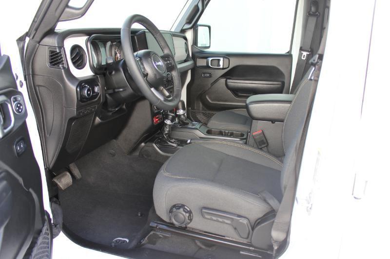 Jeep Wrangler Willys Sport 2025