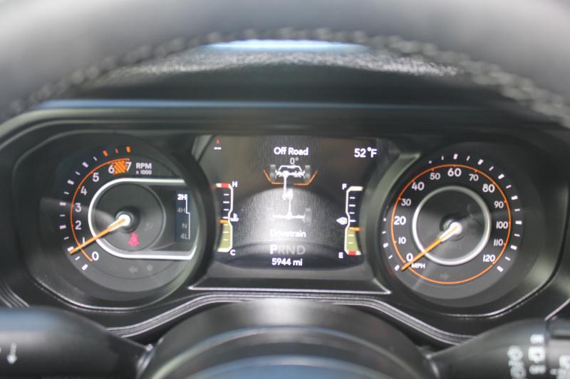 Jeep Wrangler Willys Sport 2025