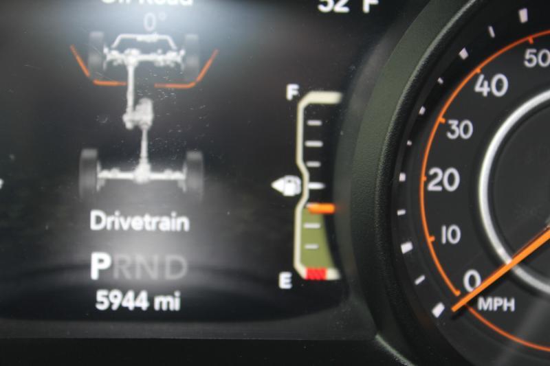 Jeep Wrangler Willys Sport 2025