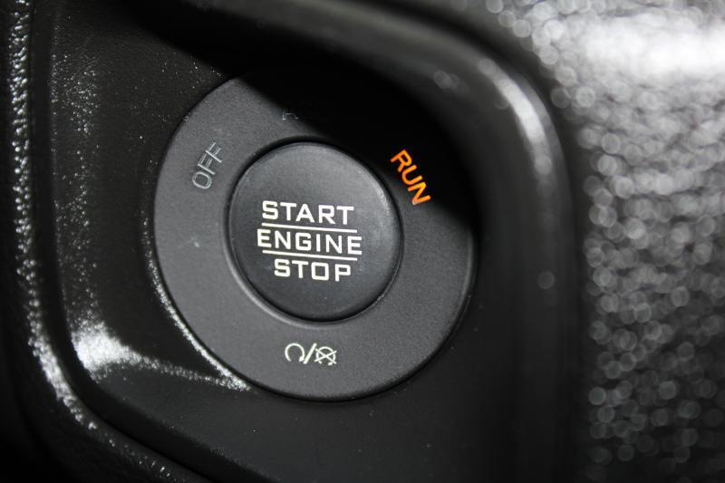 Jeep Wrangler Willys Sport 2025