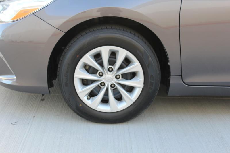 Toyota Camry LE 2016
