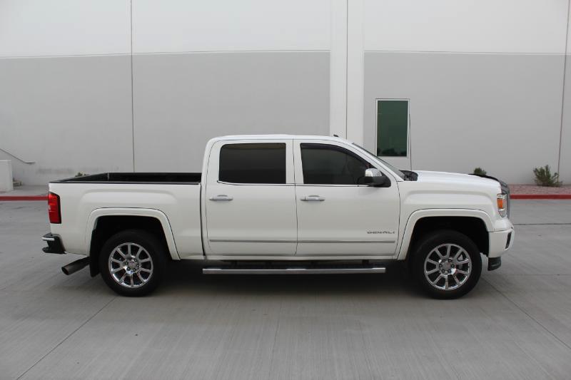 GMC Sierra 1500 Denali Crew Cab 4WD 2014