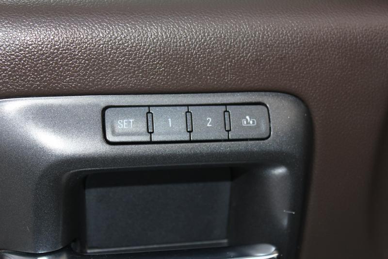 GMC Sierra 1500 Denali Crew Cab 4WD 2014