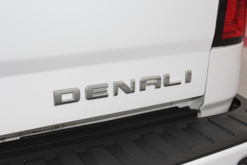 GMC Sierra 1500 Denali Crew Cab 4WD 2014