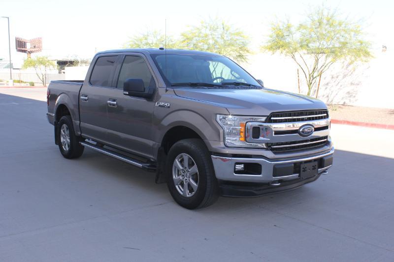 Ford F-150 XLT SuperCrew 4WD 2018