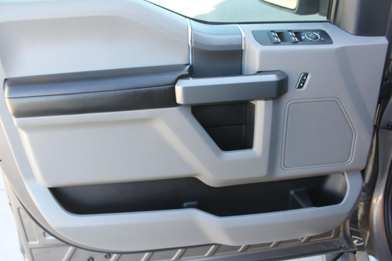 Ford F-150 XLT SuperCrew 4WD 2018