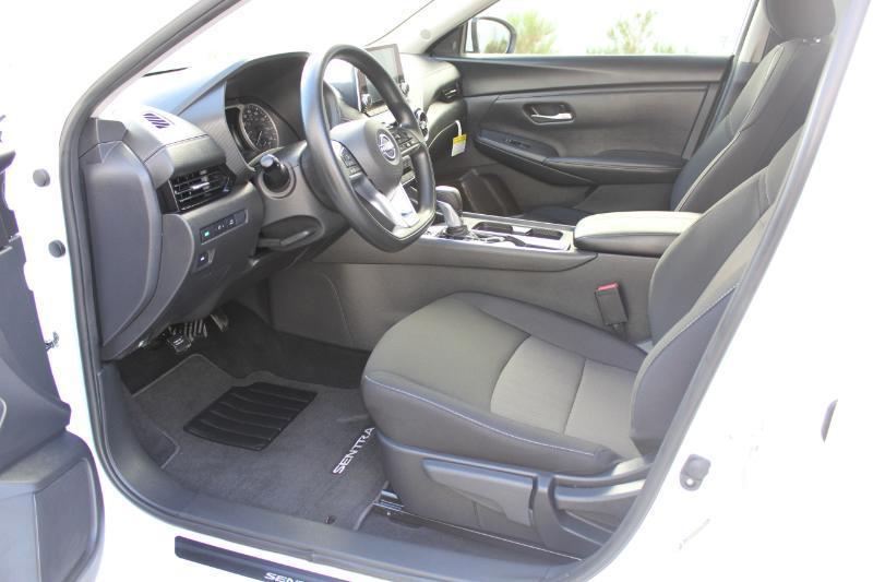 Nissan Sentra SV 2025