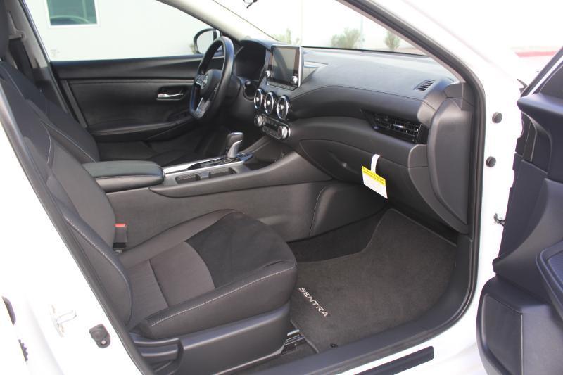 Nissan Sentra SV 2025