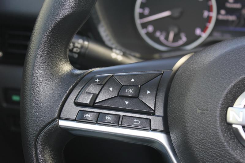 Nissan Sentra SV 2025