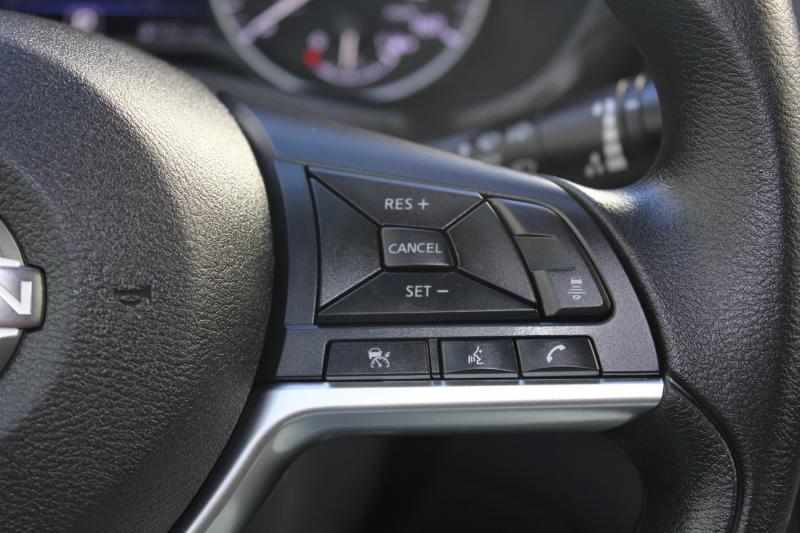 Nissan Sentra SV 2025