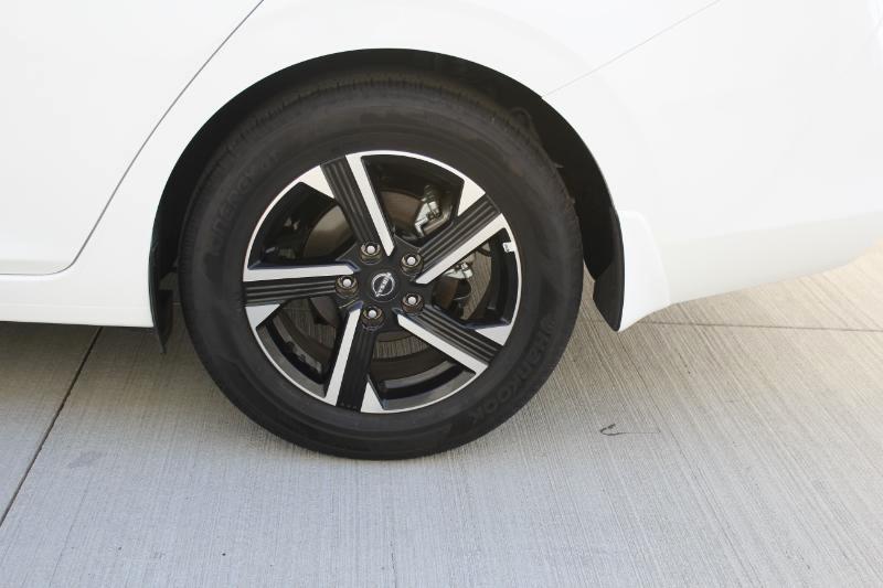 Nissan Sentra SV 2025