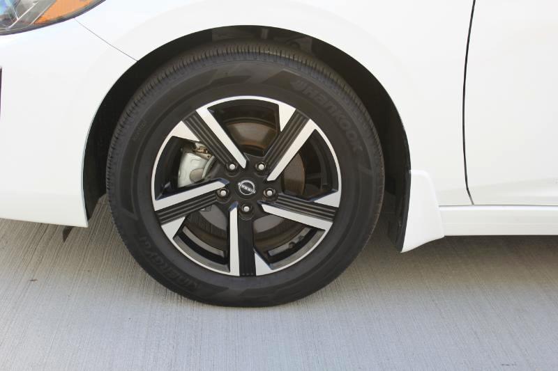 Nissan Sentra SV 2025