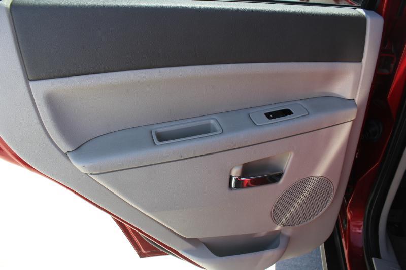 Jeep Grand Cherokee Limited 2WD 2009