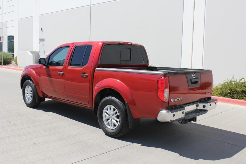 Nissan Frontier SV Crew Cab 4WD 2018