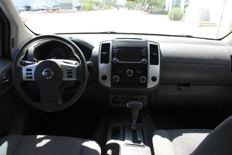 Nissan Frontier SV Crew Cab 4WD 2018