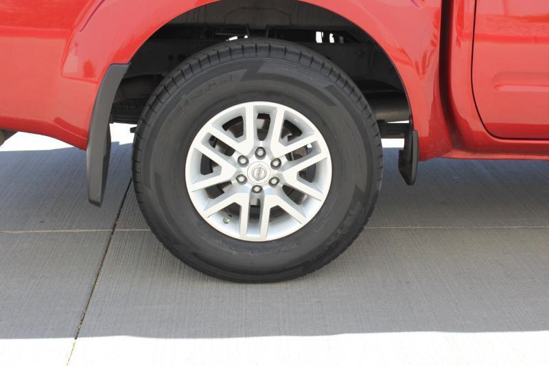 Nissan Frontier SV Crew Cab 4WD 2018