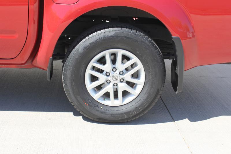 Nissan Frontier SV Crew Cab 4WD 2018