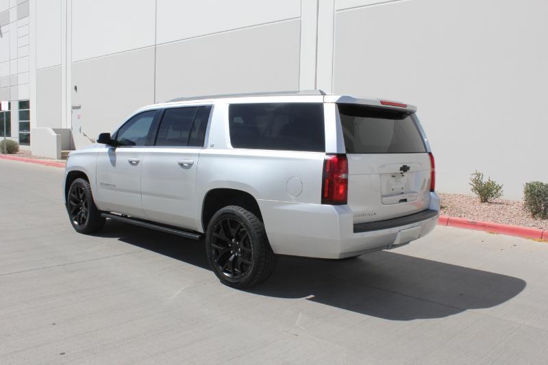 Chevrolet Suburban LT 2WD 2018