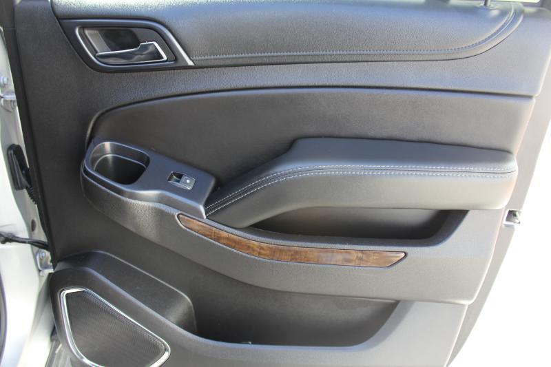 Chevrolet Suburban LT 2WD 2018