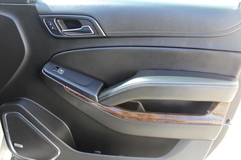 Chevrolet Suburban LT 2WD 2018