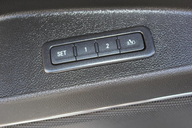 Chevrolet Suburban LT 2WD 2018