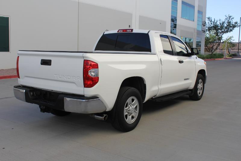Toyota Tundra  2016