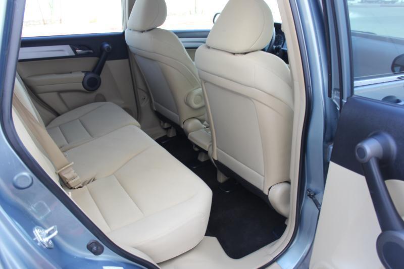 Honda CR-V LX 2WD 5-Speed AT 2010