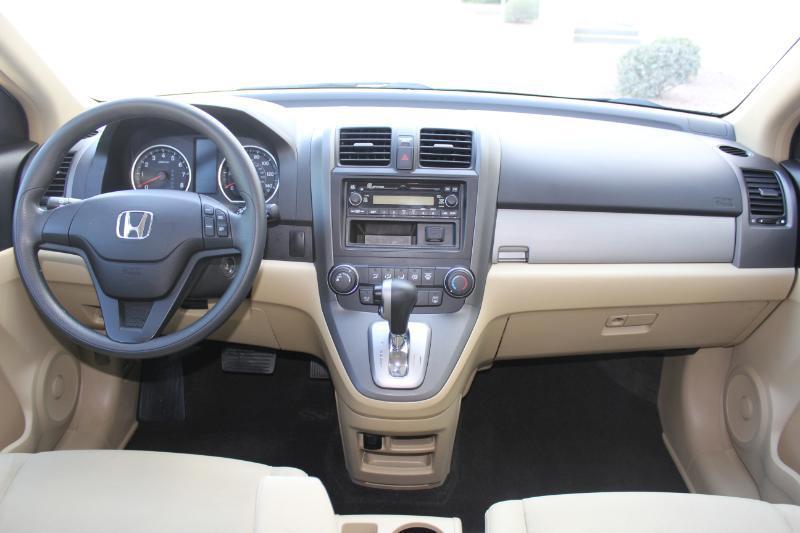 Honda CR-V LX 2WD 5-Speed AT 2010