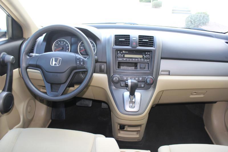 Honda CR-V LX 2WD 5-Speed AT 2010