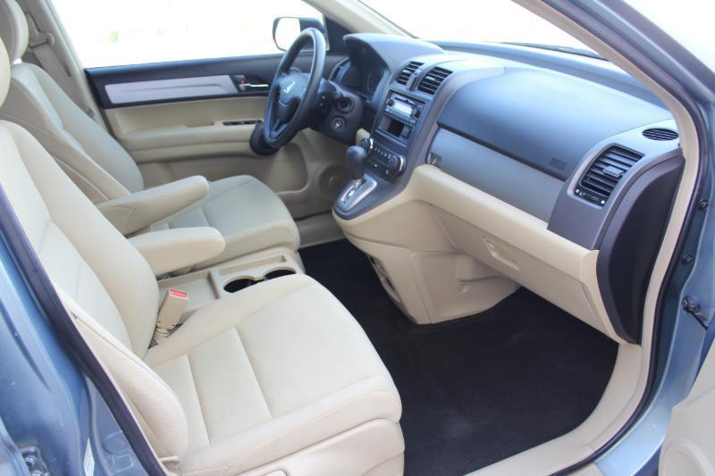 Honda CR-V LX 2WD 5-Speed AT 2010