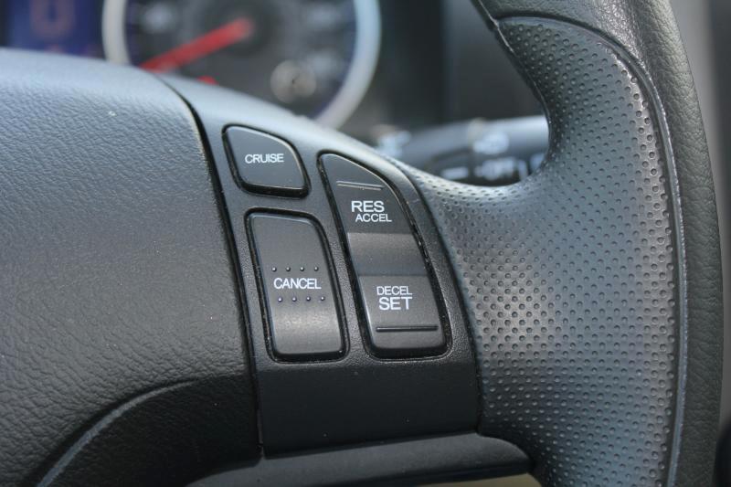 Honda CR-V LX 2WD 5-Speed AT 2010