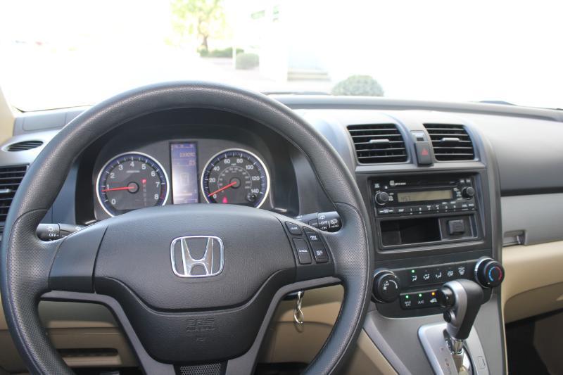 Honda CR-V LX 2WD 5-Speed AT 2010