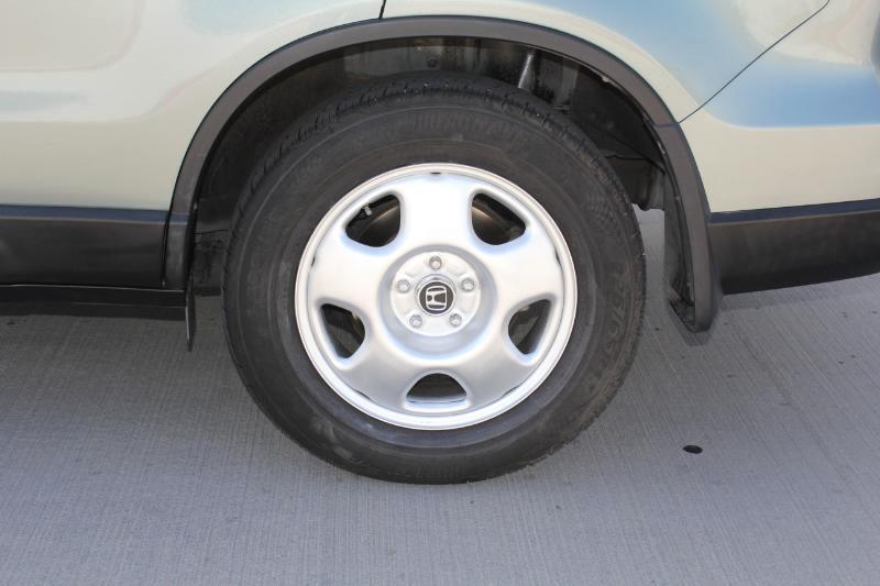 Honda CR-V LX 2WD 5-Speed AT 2010