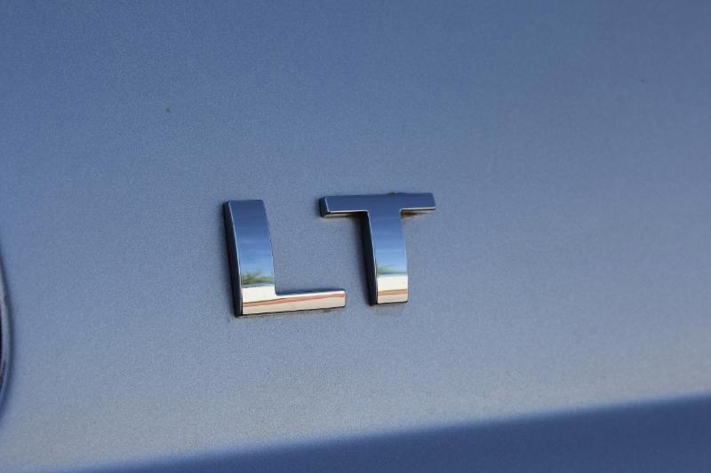 Chevrolet Suburban LT 1500 4WD 2015